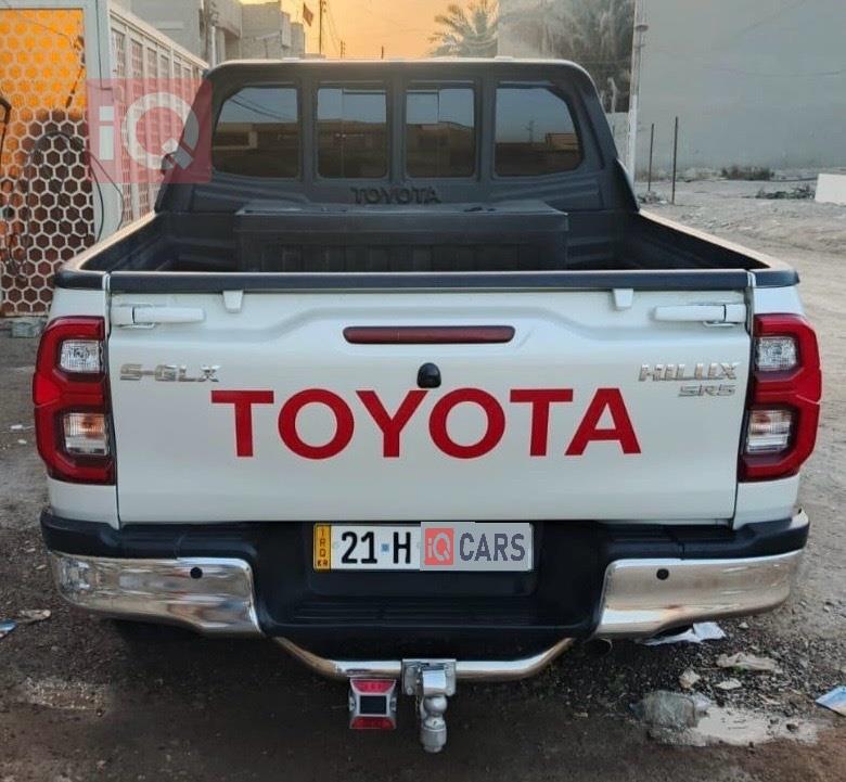 تويوتا هايلوكس